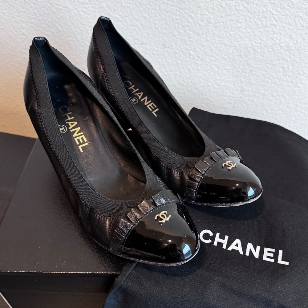 CHANEL Lambskin Patent CC Elastic Cap Toe Ballerina Pump Heels